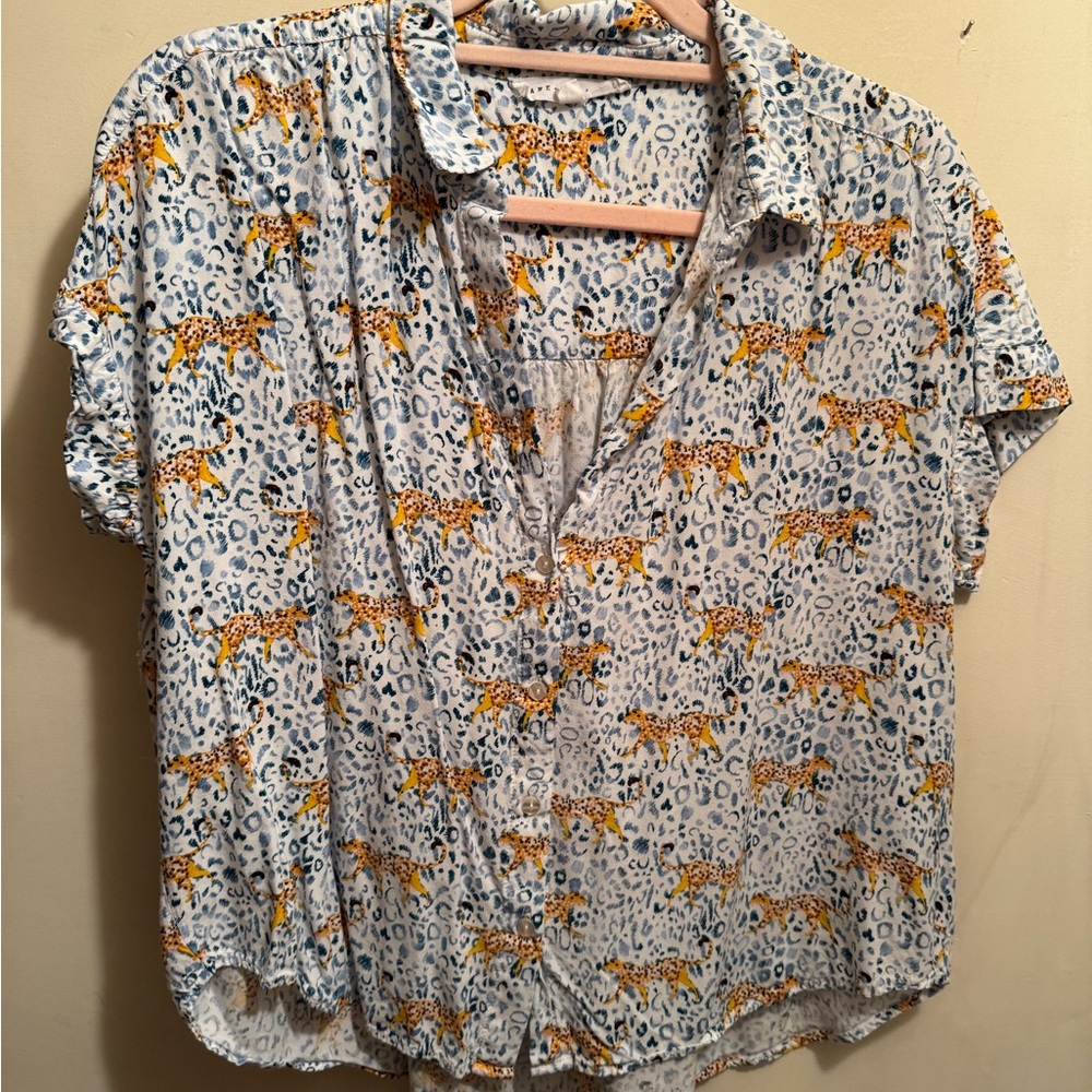Jane and Delancey Cheetah Leopard  Short Sleeve Button Down Blouse